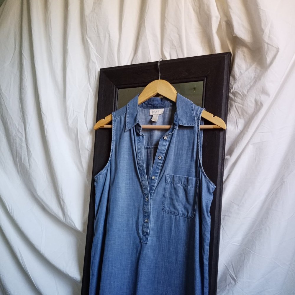 Loft // Blue Sleeveless Dress